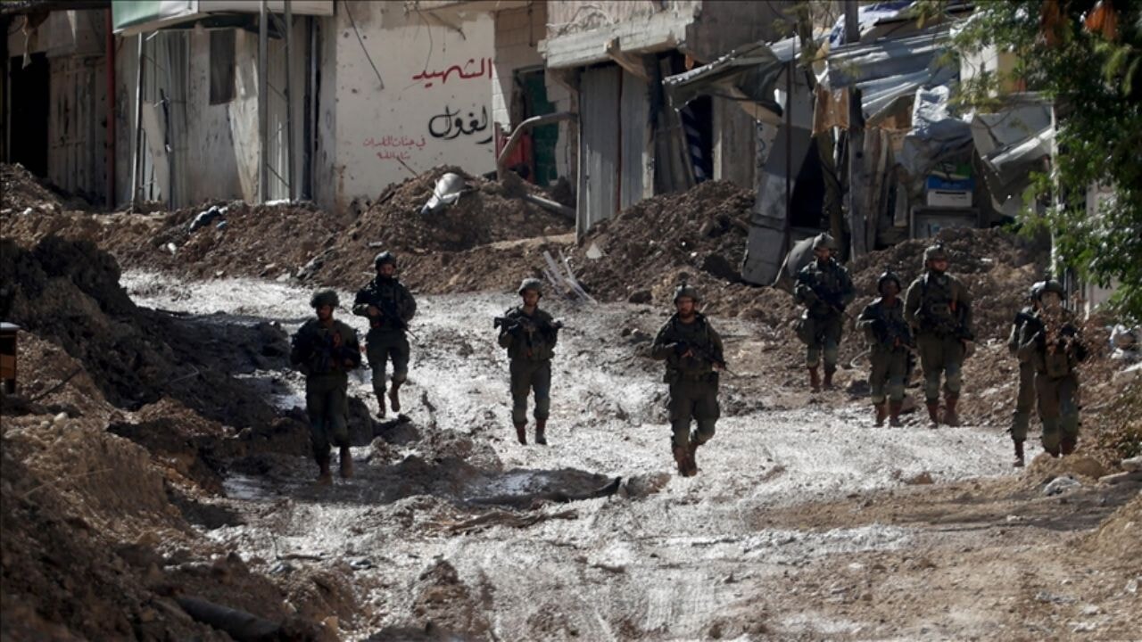 İsrail ordusu, BM tesisine yine saldırdı.