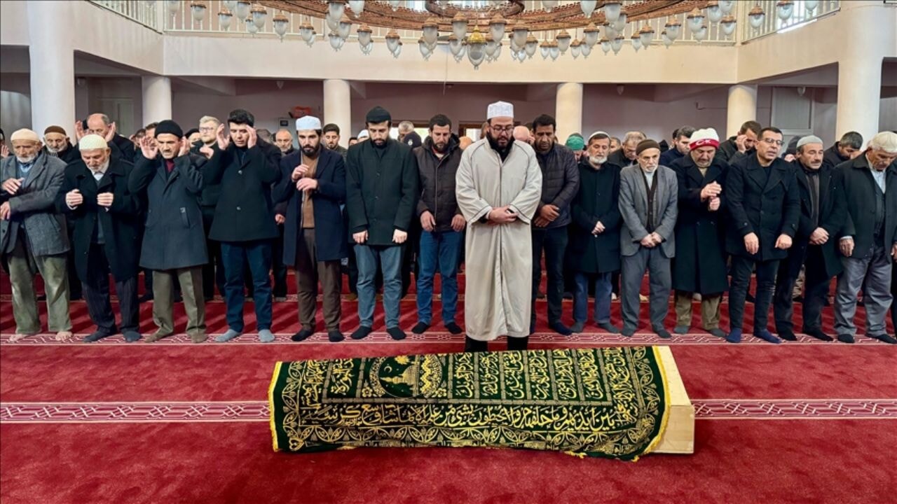 Feci kazada hayaller yarım kaldı! 4 genç toprağa verildi