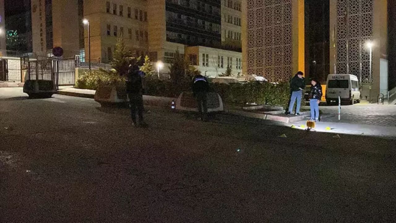 Elazığ'da iki grup arasında silahlı çatışma yaralılar var