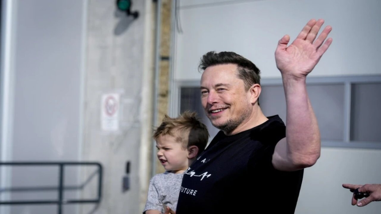 Elon Musk'ın 13. kez baba olduğu ortaya çıktı