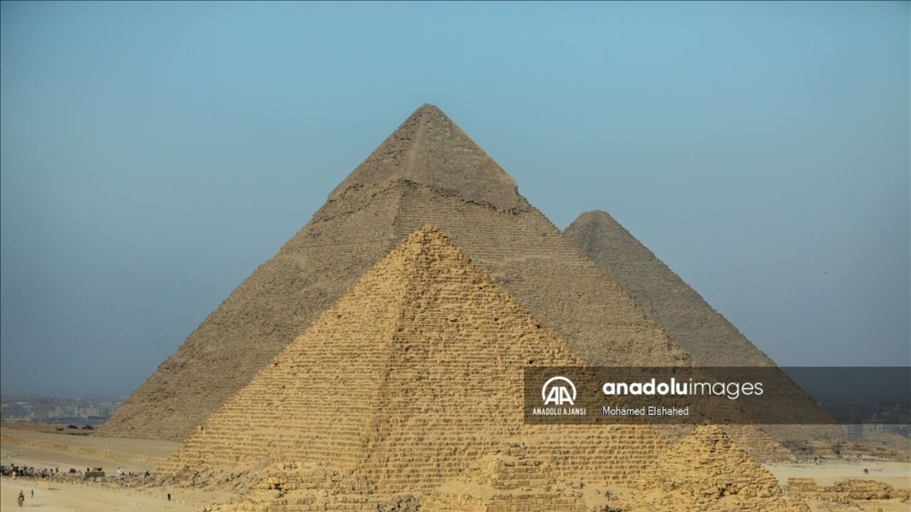 Mısır'ın simgesi Giza Piramitleri: 4.500 yıl sonra hâlâ etkileyici