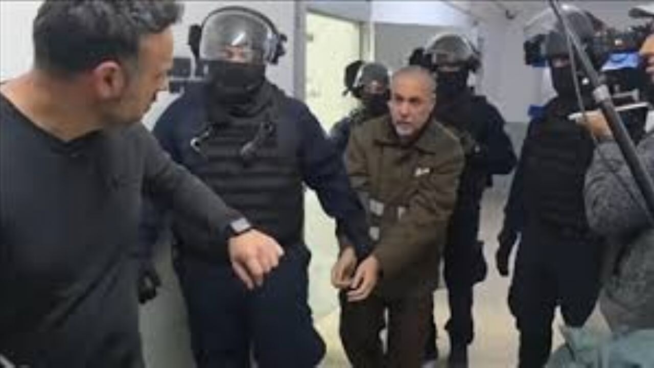 Doktor Husam Ebu Safiyye İsrail hapishanesinde ilk kez görüntülendi