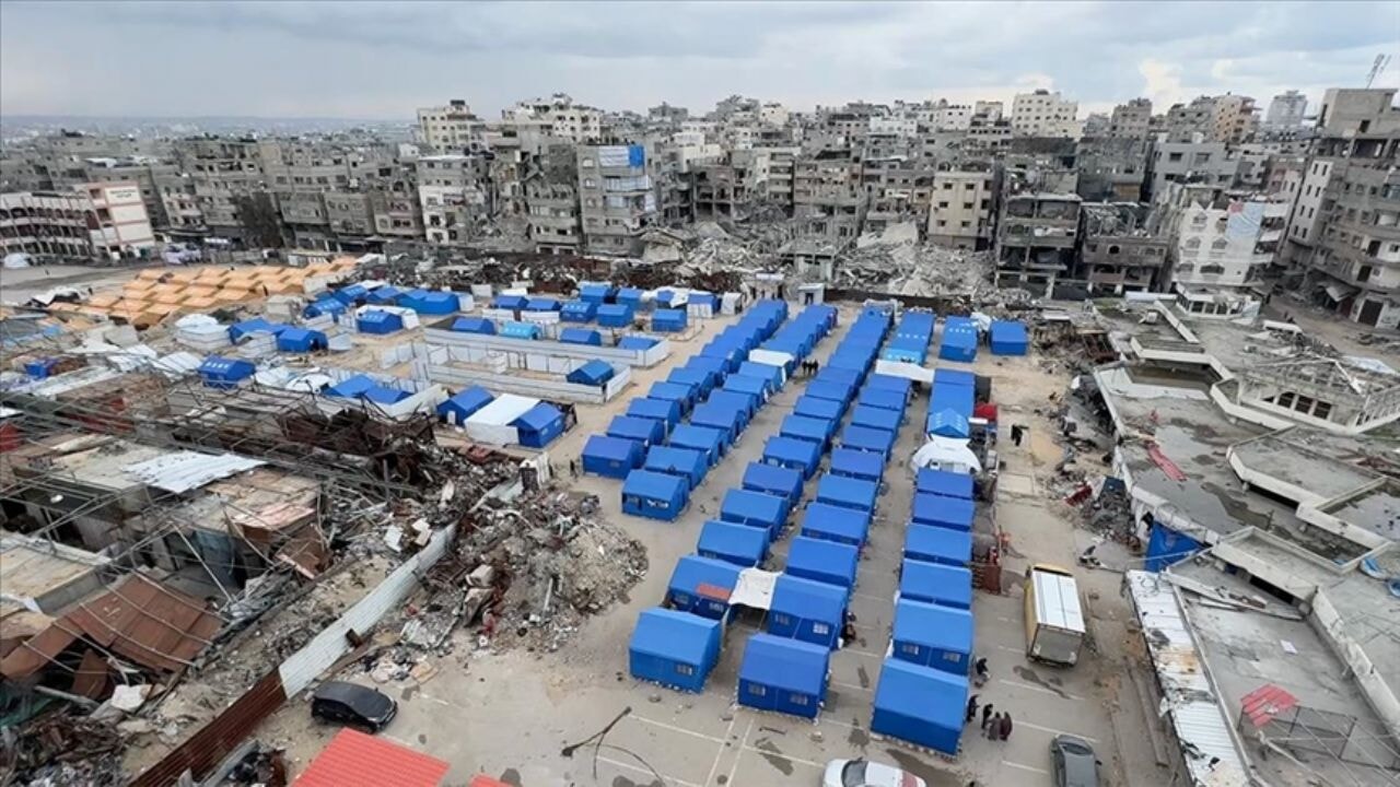 Kızılay, Gazze'de AFAD çadırlarıyla kamplar kuruyor