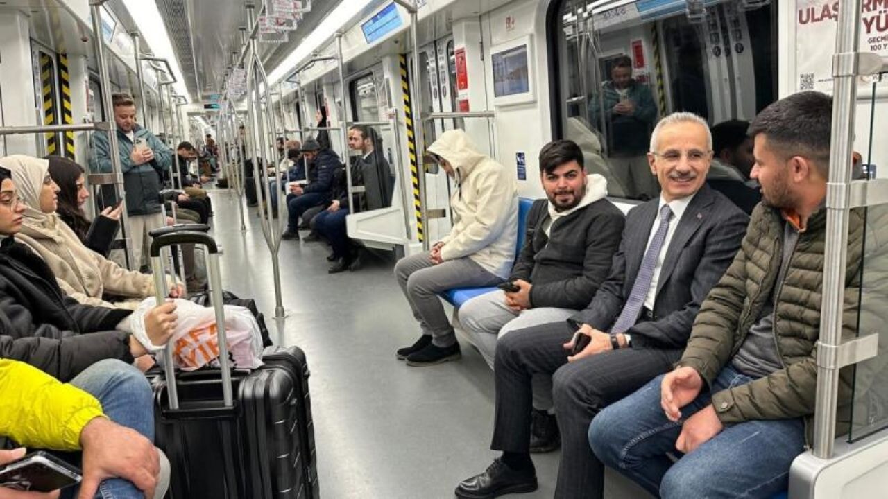 İstanbul metrosunda büyük rekor! O hat tarihe geçti
