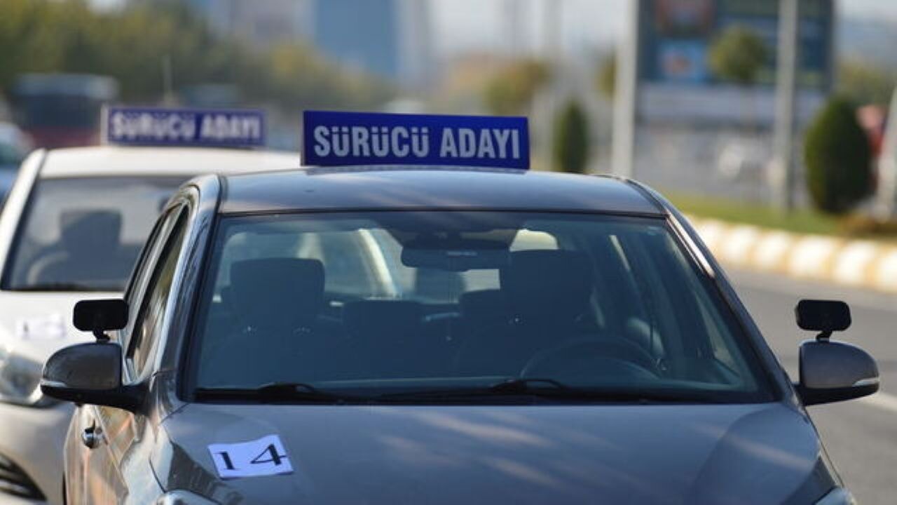 İstanbul'da hangi sınavlar ertelendi?