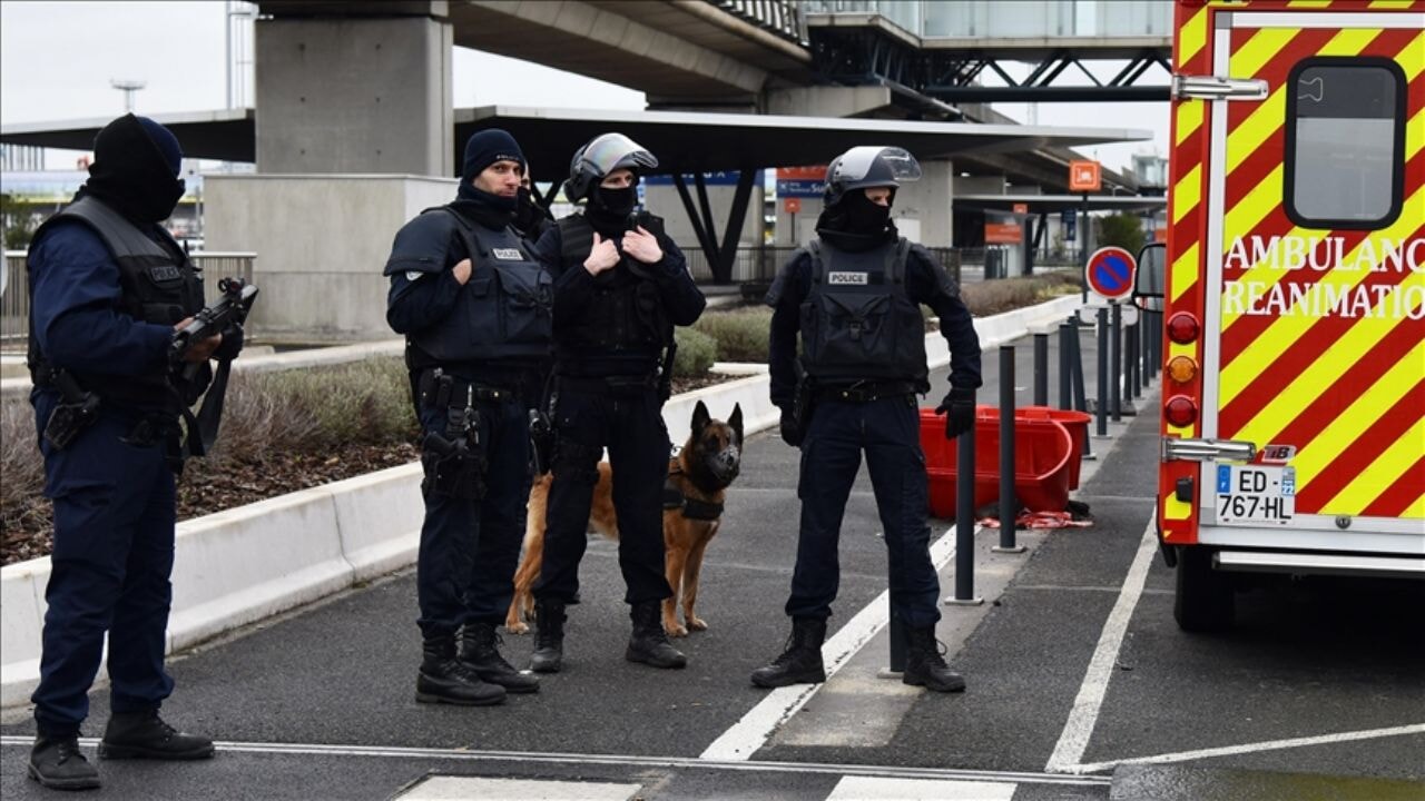 Fransa'da bıçaklı saldırı!