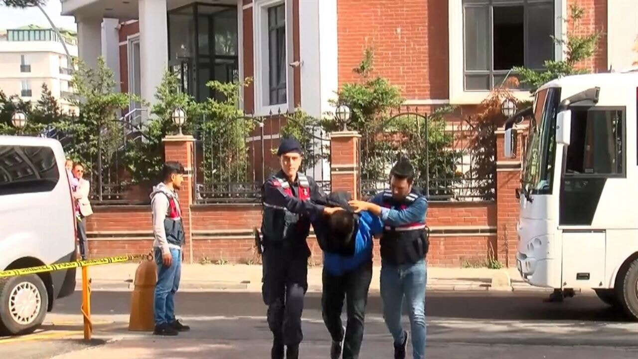 'Yenidoğan çetesi' davasında 4 sanığa tahliye