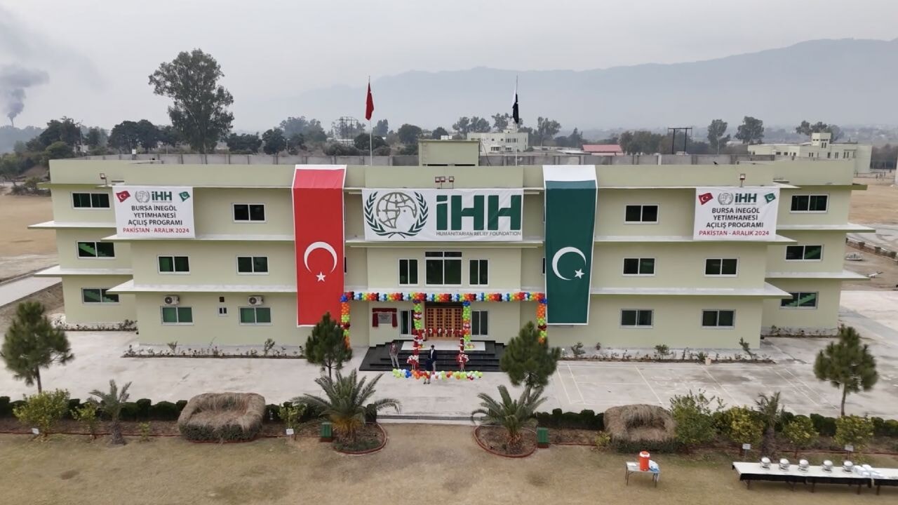 İHH, kardeş ülke Pakistan'da 192 kişilik yetimhane açtı