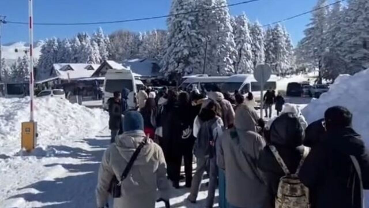 Uludağ'da teleferikte mahsur kaldılar