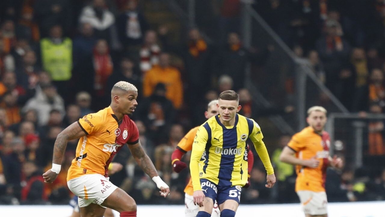 Galatasaray-Fenerbahçe derbisi golsüz tamamlandı: Maçtan kritik notlar