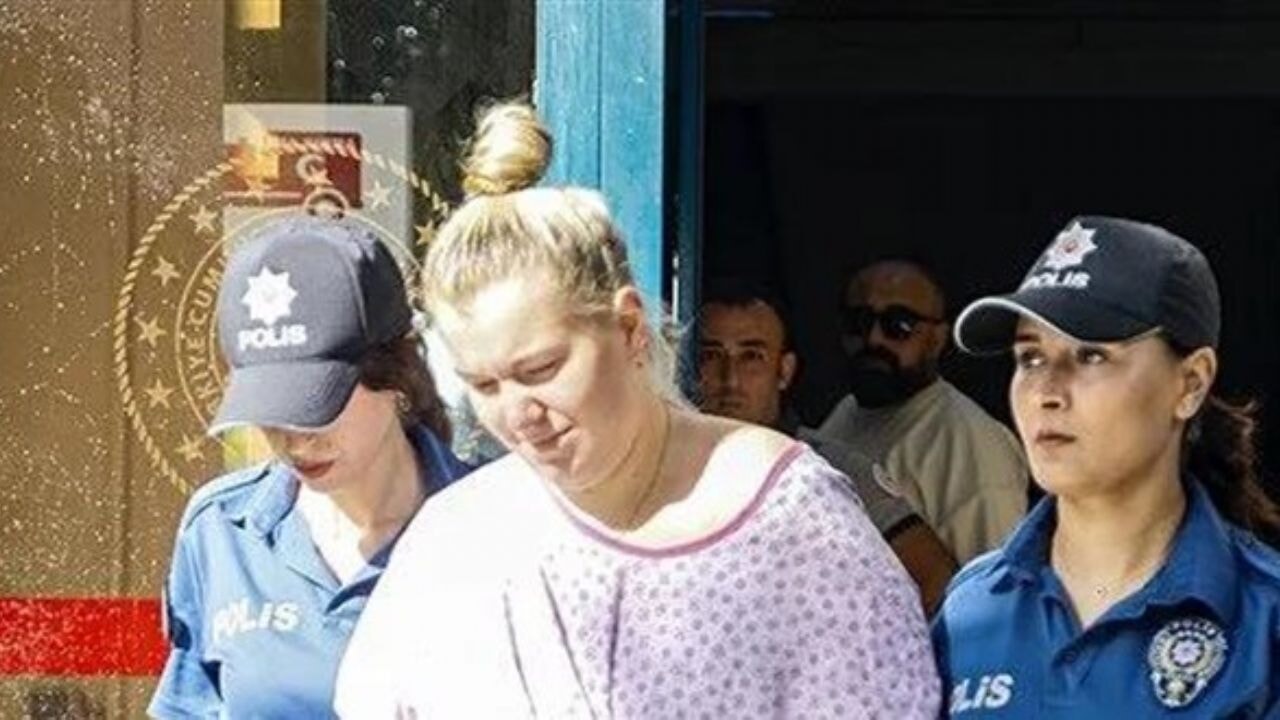 Antalya Havalimanı'nda korkunç olay! Yeni doğan bebek tuvalette bulundu