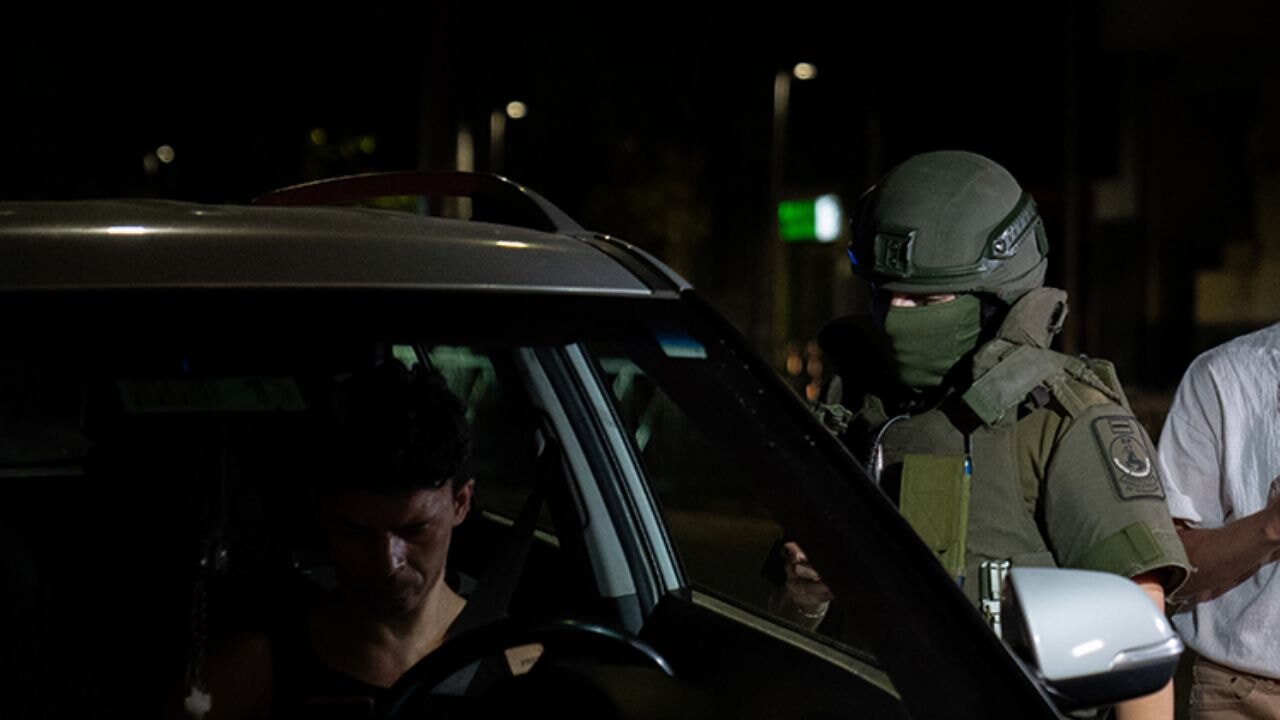 Ülke karanlığa gömülünce OHAL ilan edildi!