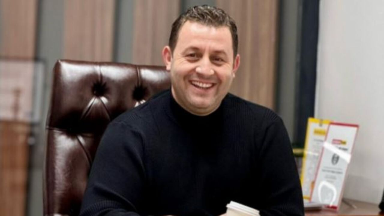 Volkan Üren: Niobe Otomotiv ile Sahibinden Satışta ve Sosyal Medyada Video Paylaşıyor