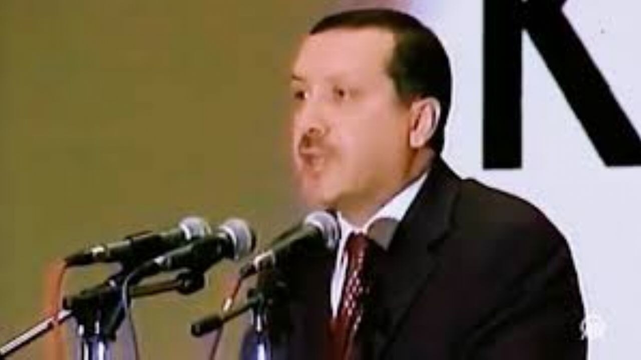 İsrail'in serbest bıraktığı Filistinli esirler, Ramallah'ta coşkuyla karşılandı