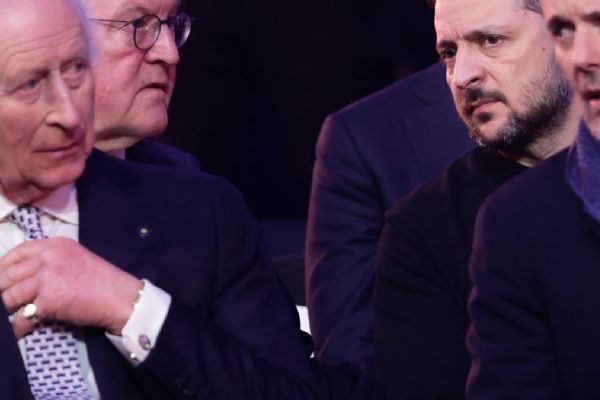 Trump'a davet mektubu gönderen Kral Charles, Zelenski ile görüştü