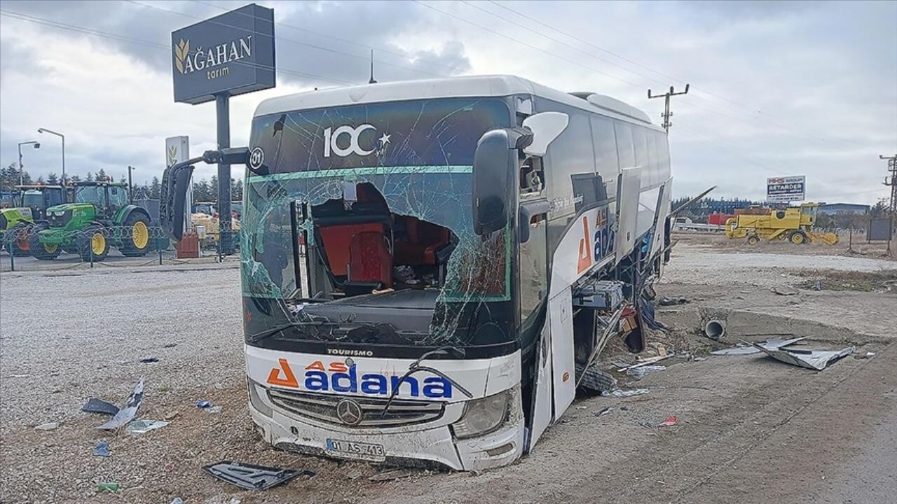 Ankara'da otobüs kazası: 5'i ağır 16 yaralı