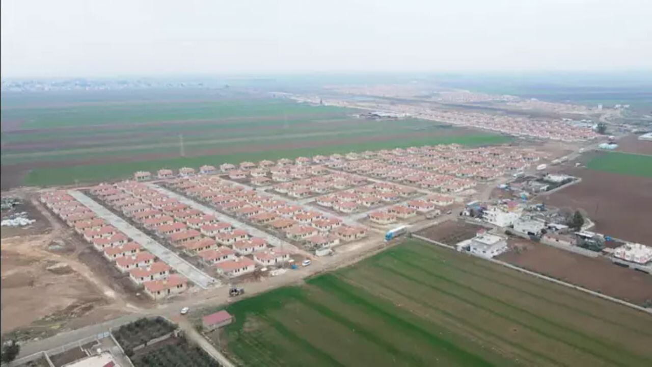 Türkiye'nin ilk kırsal uydu kenti deprem bölgesinde yükseldi