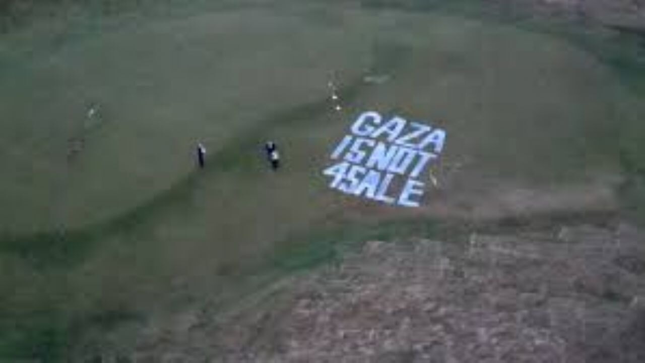 Filistin yanlısı aktivistlerden ABD Başkanı Trump'ın İskoçya'daki golf sahasına protesto