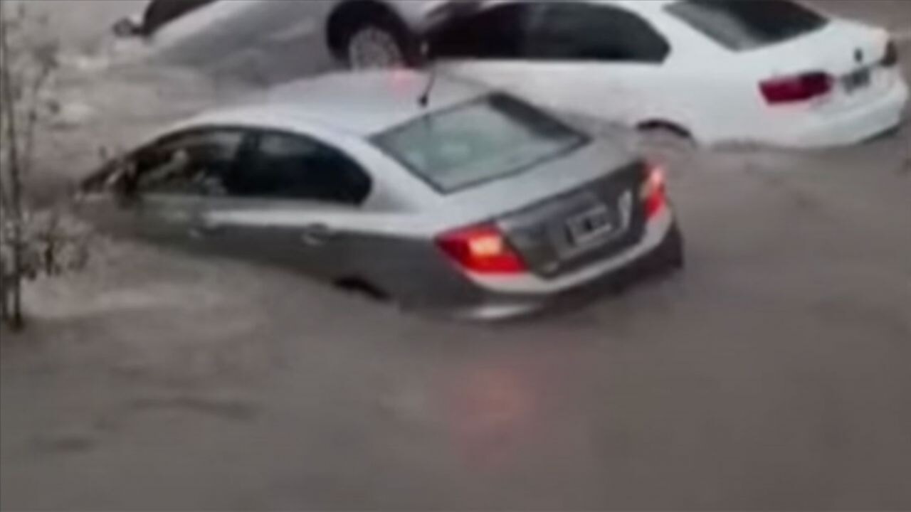 Arjantin'deki şiddetli yağışlar 13 Kişinin hayatına mal oldu