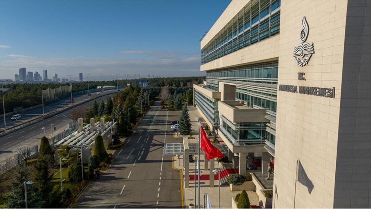 6 Siyasi parti için mahkemeden karar! Resmi Gazete'de yayımlandı