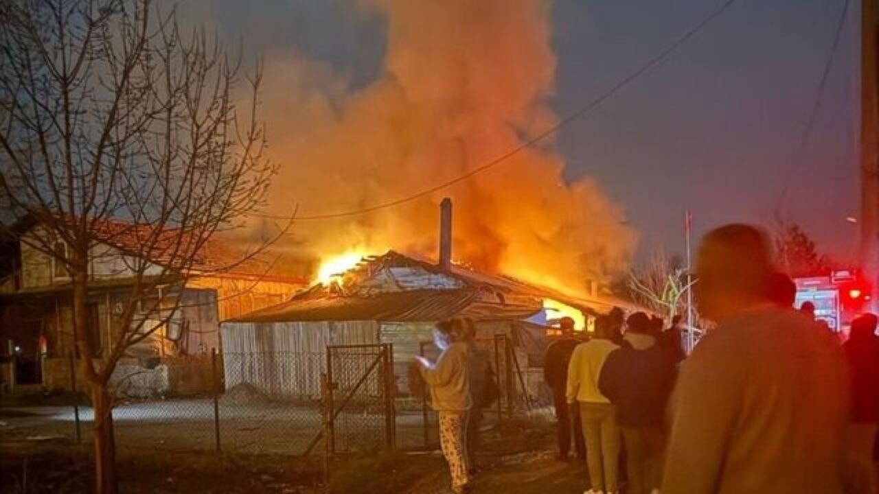 Sakarya'da tüyler ürperten yangın! Kundaklama şüphesi gündemde
