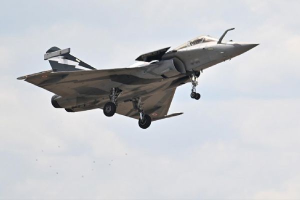 Rafale jetleri için planlanan son! Denk getirmeye çalışıyorlar