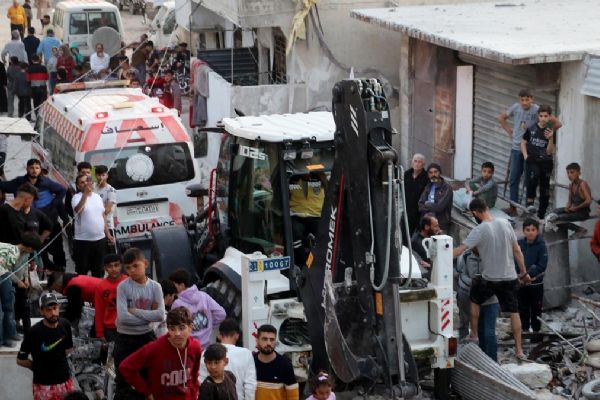 Suriye'nin Lazkiye ilindeki patlamada yaşamını yitirenlerin sayısı 16'ya çıktı