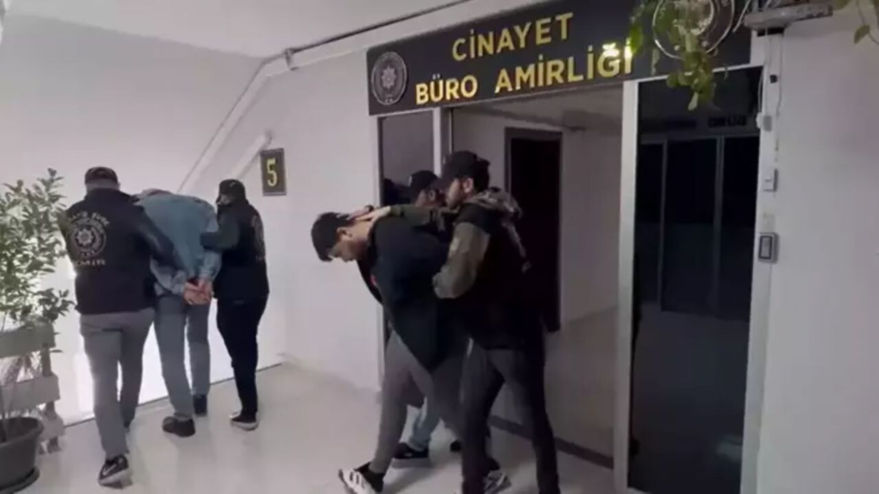 Ekrem İmamoğlu'nun diplomasının durumunu gündeme getiren kişiyi tehdit ettiler