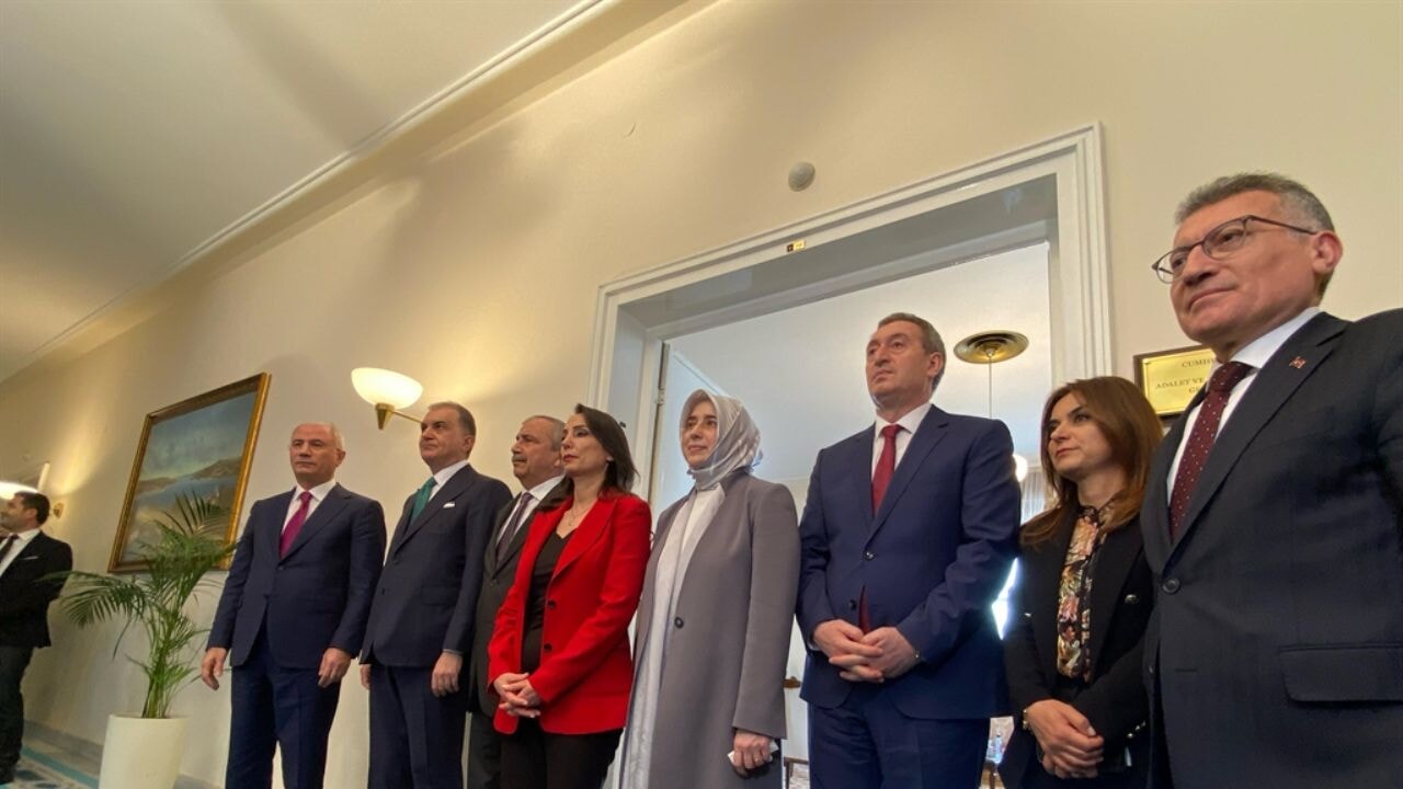 DEM Parti heyetinden AK Parti ziyareti