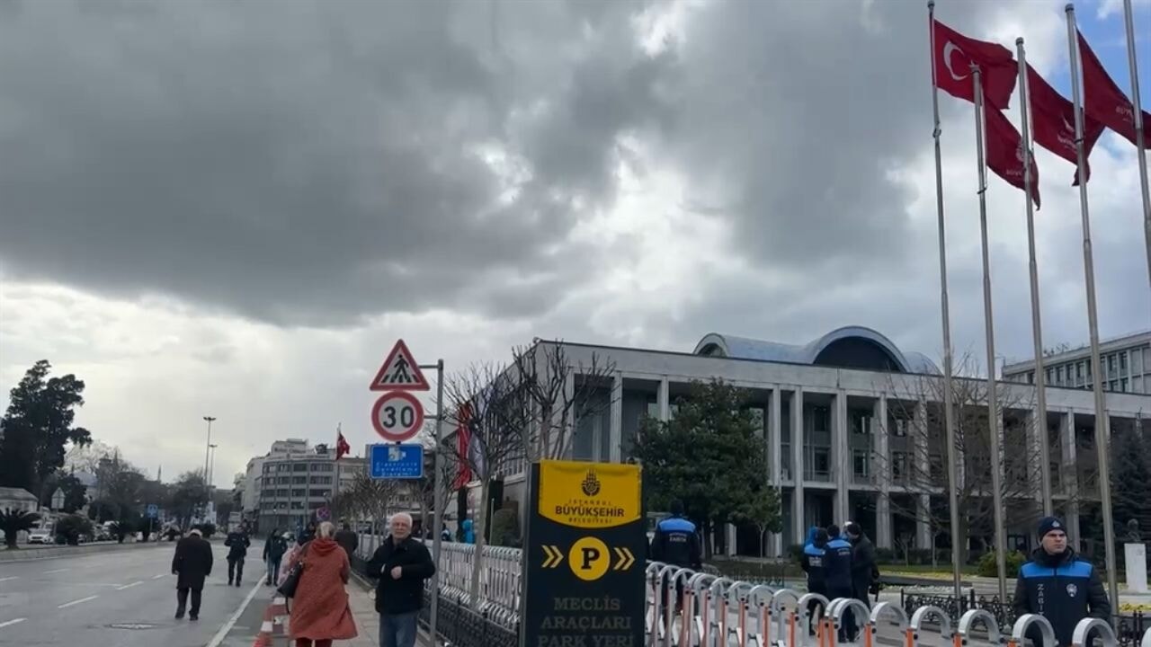 İstanbul Büyükşehir Belediyesi çevresi havadan görüntülendi