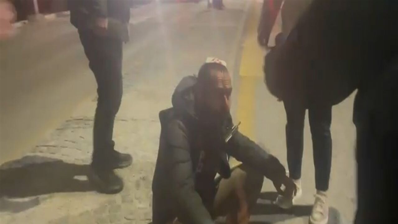 Saraçhane'deki gösterilerde 6 polis yaralandı