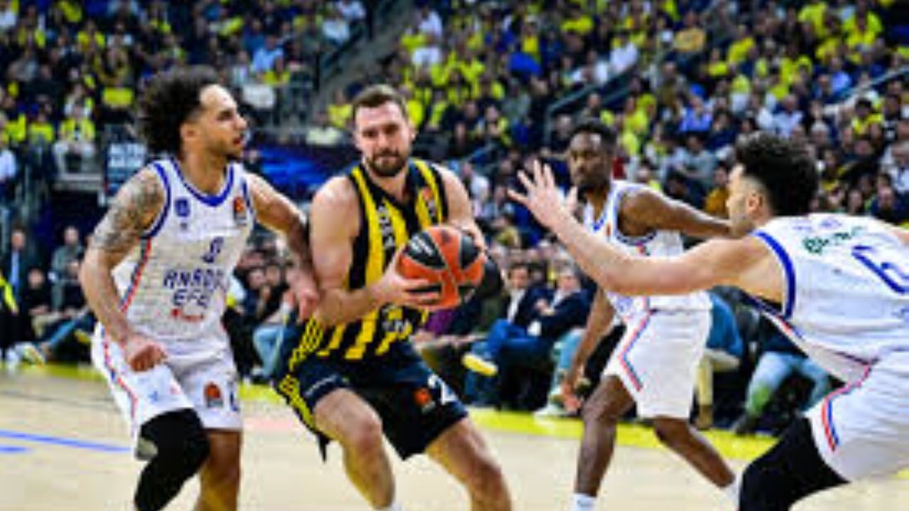 Fenerbahçe Beko ve Anadolu Efes derbisinde neler olacak?