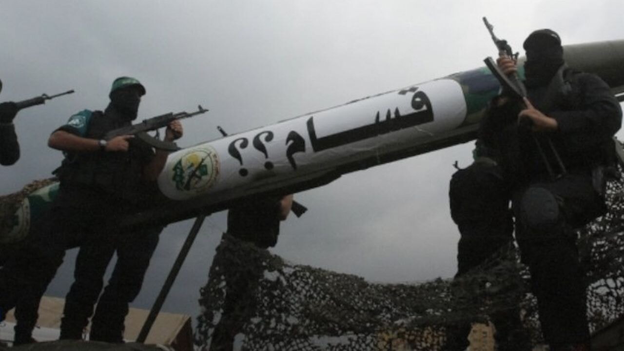 Kassam Tugayları'ndan İsrail'e roket saldırısı