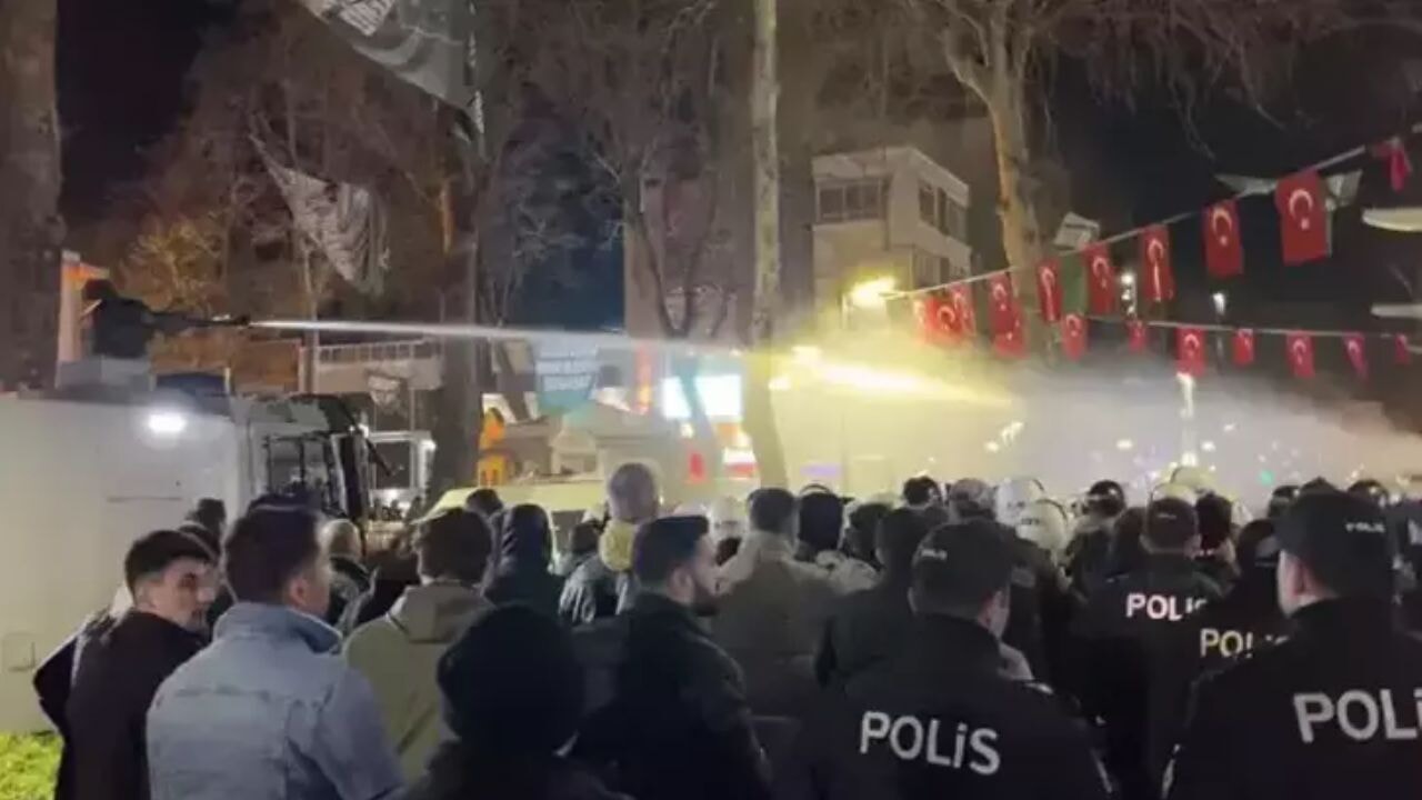 İçişleri Bakanı Yerlikaya'dan  açıklama: Eylemlerde 343 Gözaltı