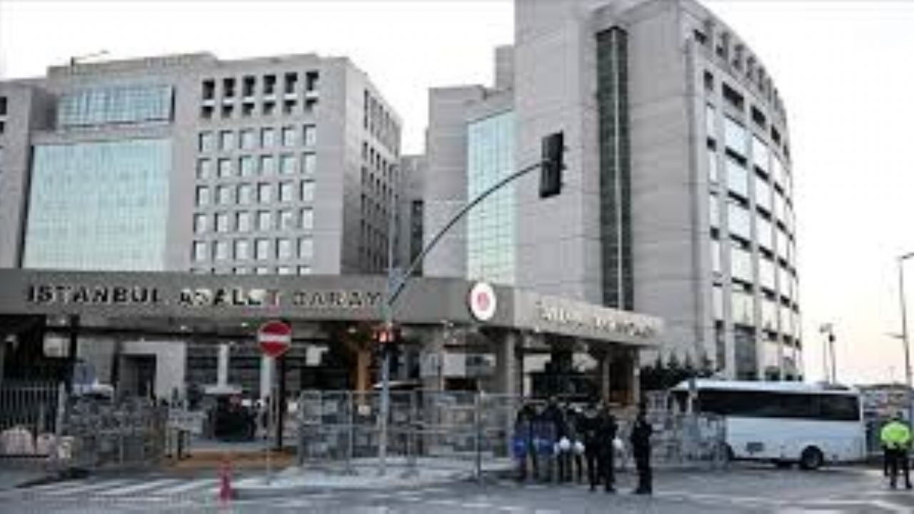 İmamoğlu'nun da aralarında bulunduğu şüpheliler hakkındaki sevk yazısına ulaşıldı