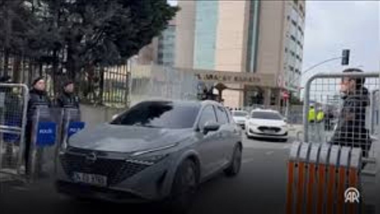 İBB'ye yönelik soruşturmalarda tutuklanan İmamoğlu ile 50 şüpheli cezaevine gönderildi