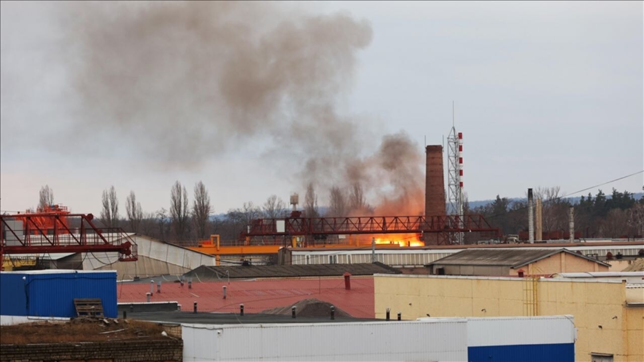 Rusya anlaşmayı çiğnedi! Bir enerji tesisi daha vuruldu