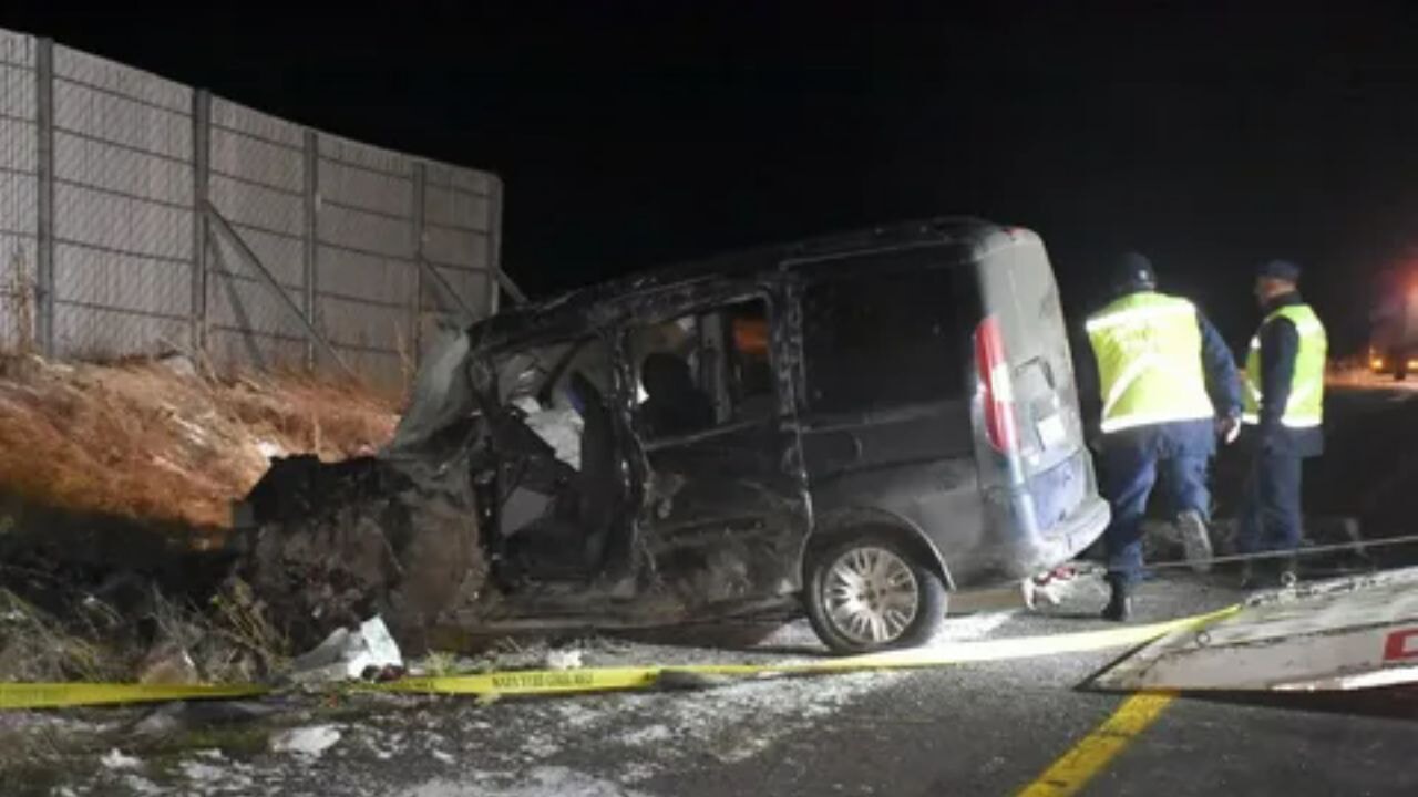 Kars'ta trafik canavarı can aldı