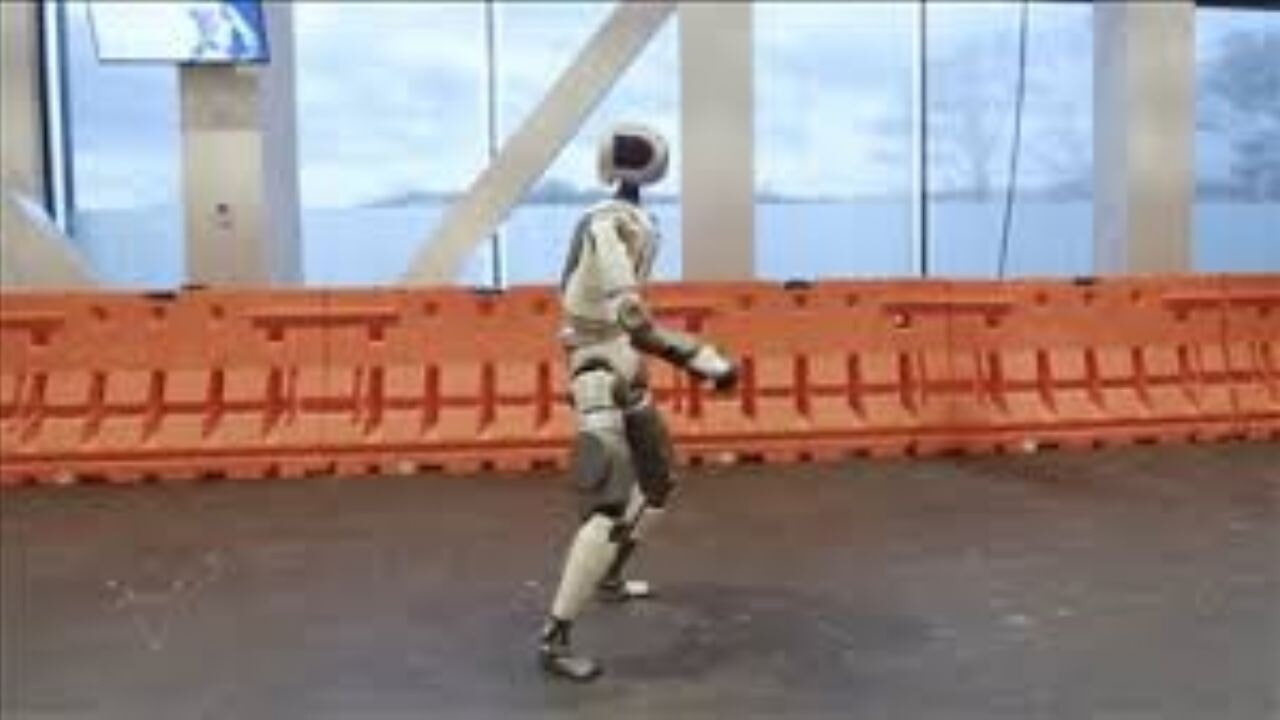 Boston Dynamics, Atlas robotunun akrobatik yeteneklerini sergiledi