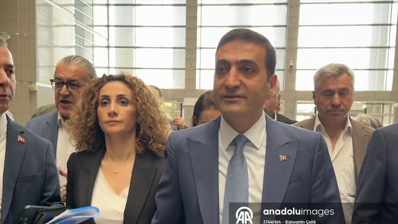 CHP İstanbul İl Kongresi'nde usulsüzlük iddiaları: Beyoğlu Belediye Başkanı adliyede