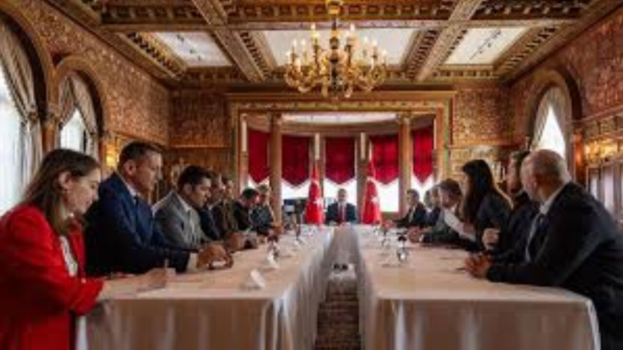 Dışişleri Bakanı Fidan, Suriye-Amerikan Toplumu Temsilcilerini kabul etti