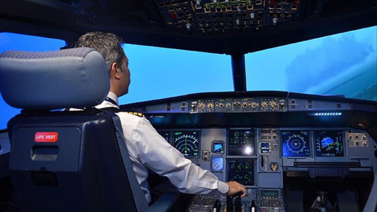 Pilot pasaportunu unuttu, uçak geldiği yere geri döndü