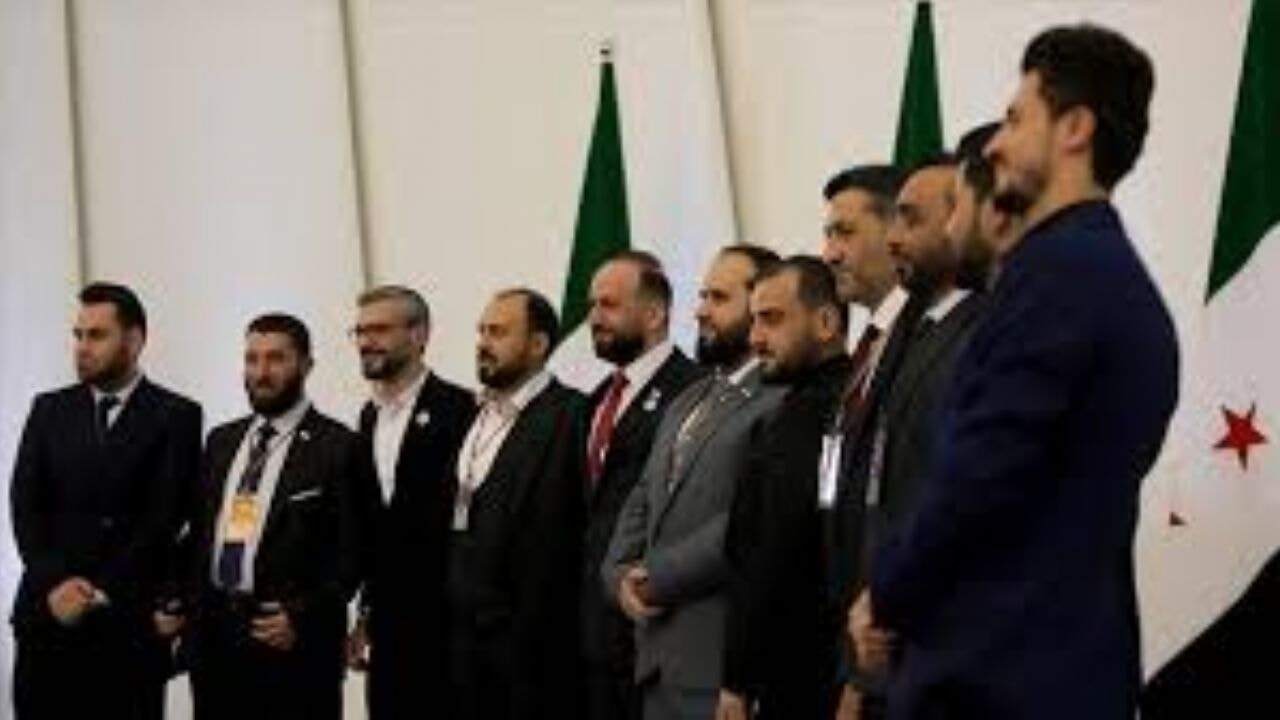 Suriye'de yeni dönem: Cumhurbaşkanı Ahmed Şara'nın ilk kabinesi açıklandı