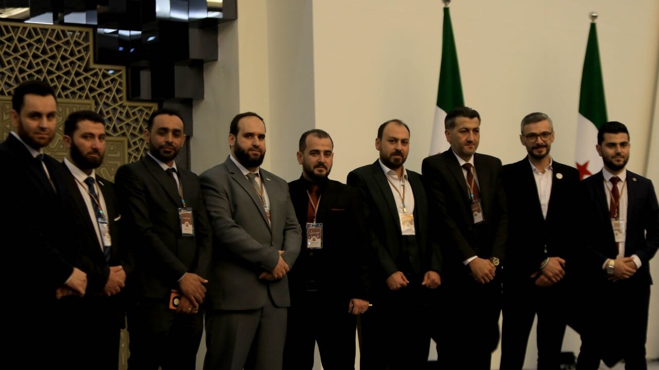 Suriye'de Şara'nın ilk kabinesi açıklandı: Alevi ve Dürzi bakanlar...