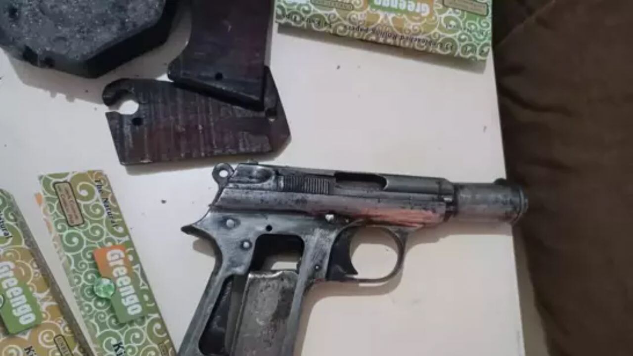 Adana'da silah ticareti yapan 3 kişi tutuklandı