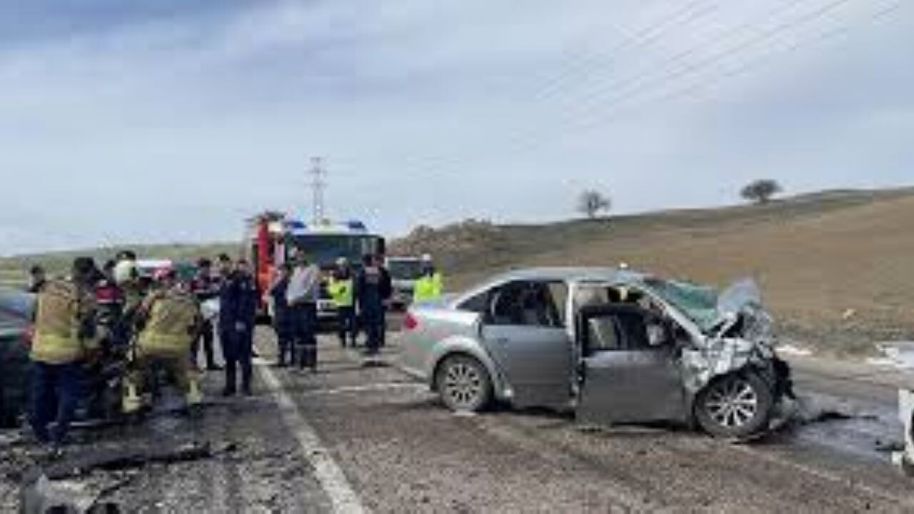 766 Trafik kazası, 5 ölü, 1219 yaralı: Bakan Yerlikaya açıkladı