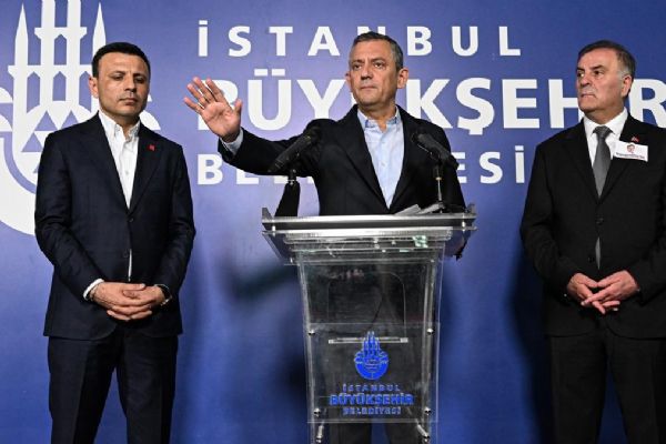 Özel, Avrupa ülkelerini hedef aldı! İstediği destek gelmeyince tehditler savurdu