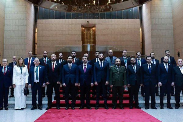 Şam'da kurulan yeni kabine! ABD ve AB'den Suriye açıklaması