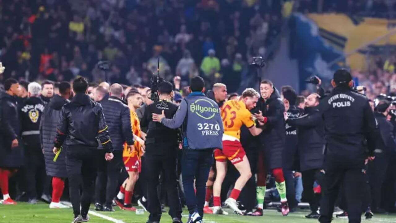 Derbide iki taraf arasında gerilim tavan yaptı!