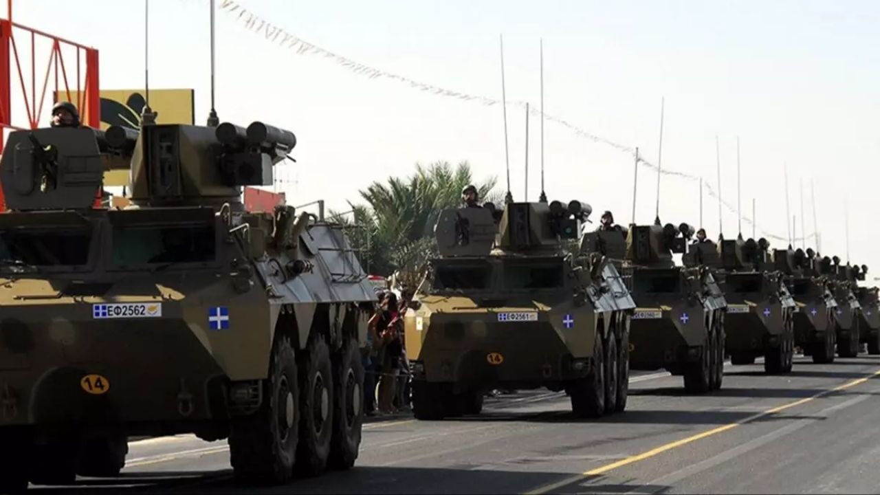 Güney Kıbrıs'ta kadınlara askerlik hakkı tanındı